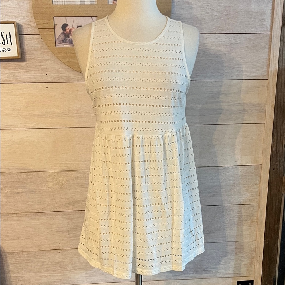 Pins & Needles Cream Sleeveless Long Top M